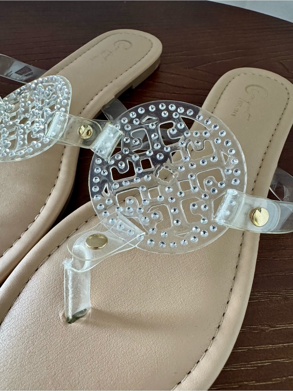 Clear & Gold Jelly Embellished Thong Sandals - Beige Footbed, Womens Size 8 - Picture 2 of 5